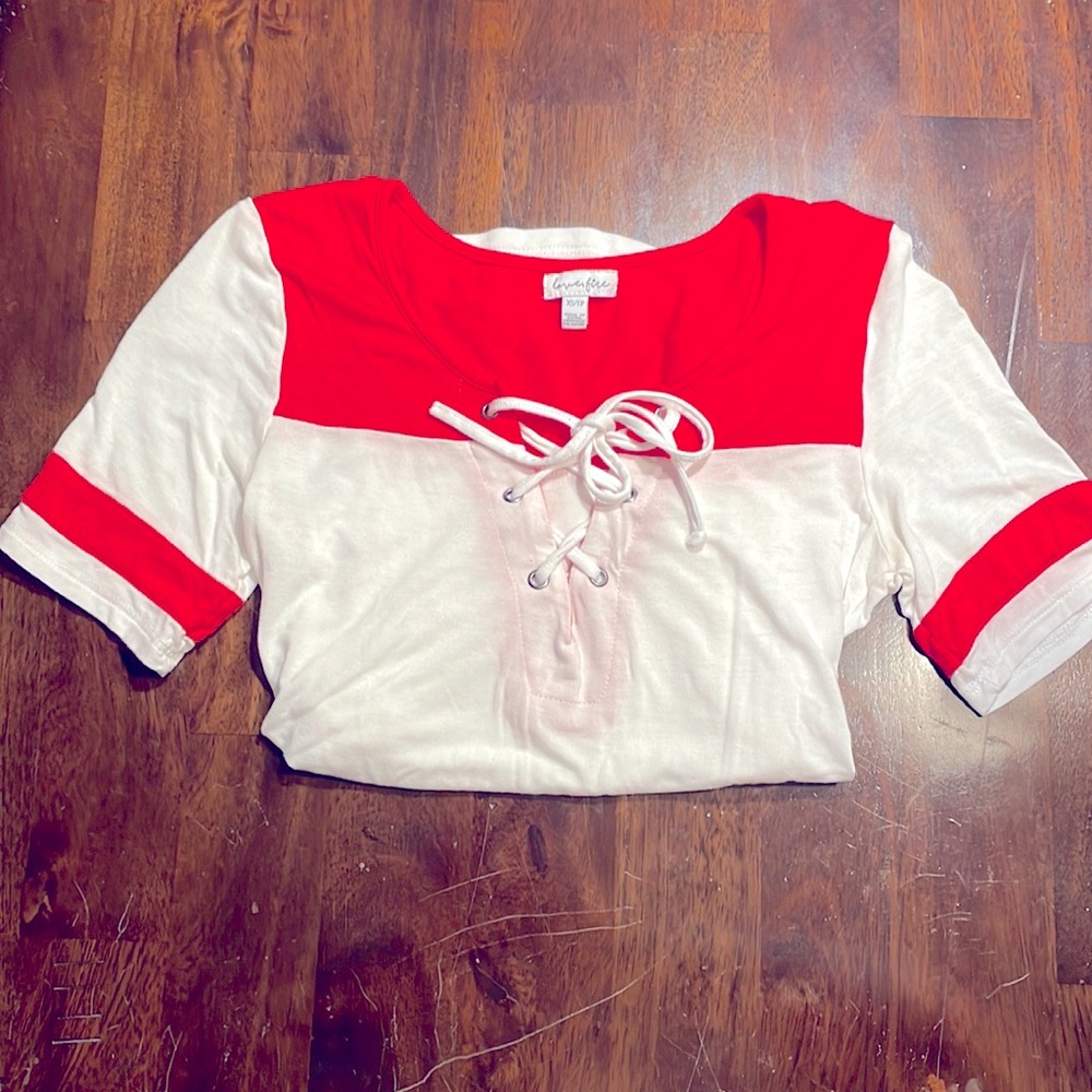 Ladies size XS short sleeved top